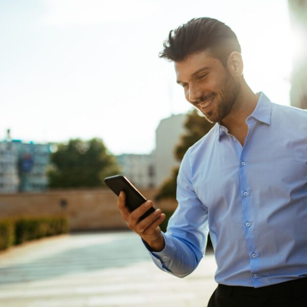 Warum kein Treffen nur WhatsApp Das Dating-Dilemma der Generation Chat