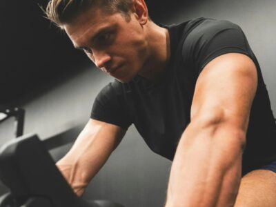 Erst Cardio oder erst Krafttraining Die optimale Strategie für Kraft und Ausdauer
