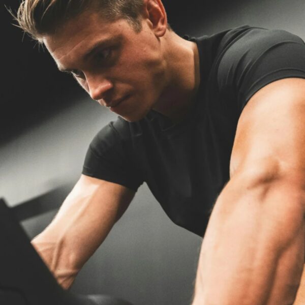 Erst Cardio oder erst Krafttraining Die optimale Strategie für Kraft und Ausdauer