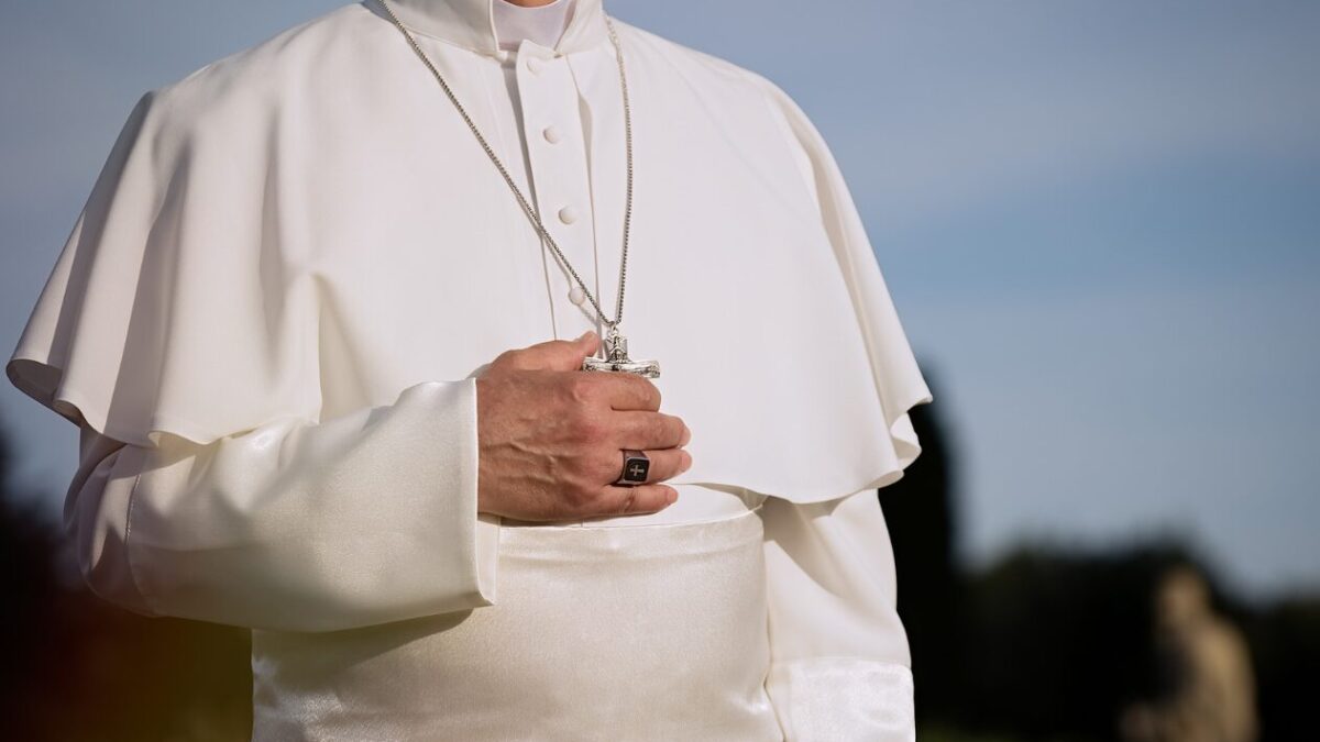 wie viel verdient der papst