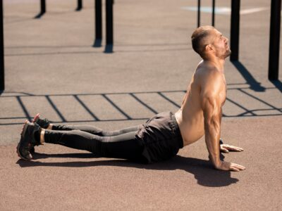 Übungen für einen geraden Rücken Warum Sit-ups allein dich nicht retten